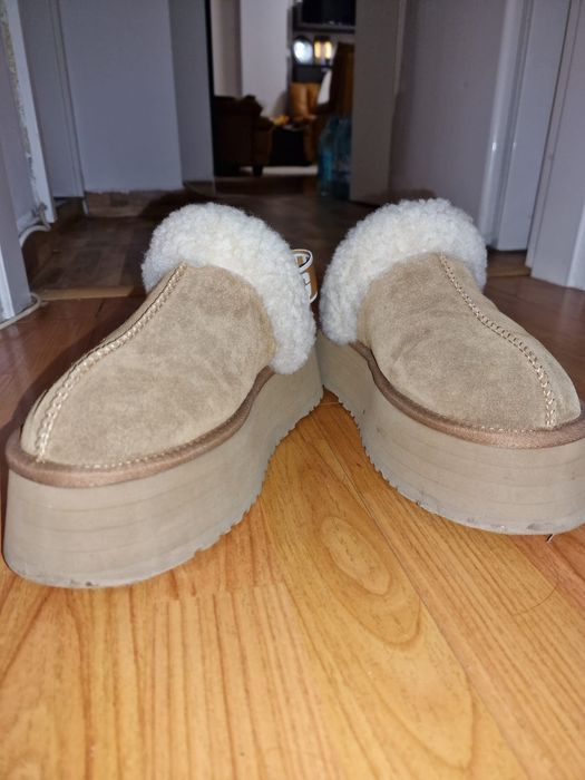 Papuci UGG Funkette