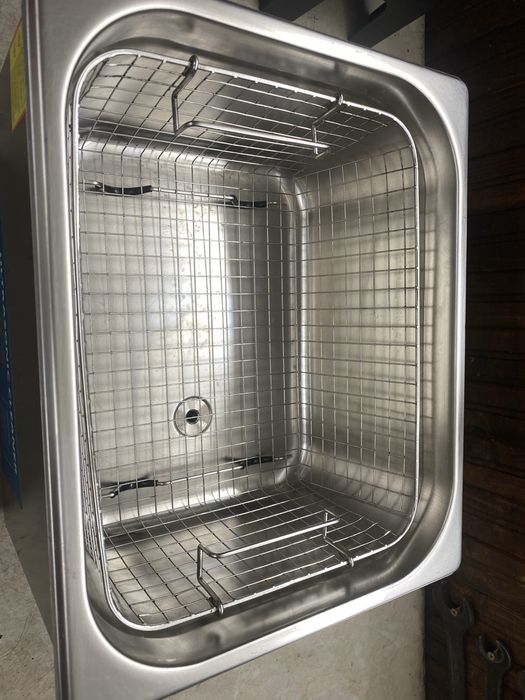 Професионална ултразвукова вана HBM 10L 240W с подгряване + препарат