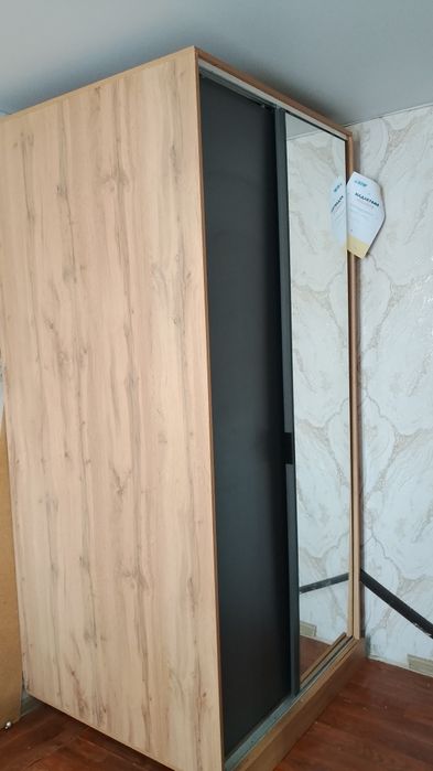 Продам вместительный шкаф