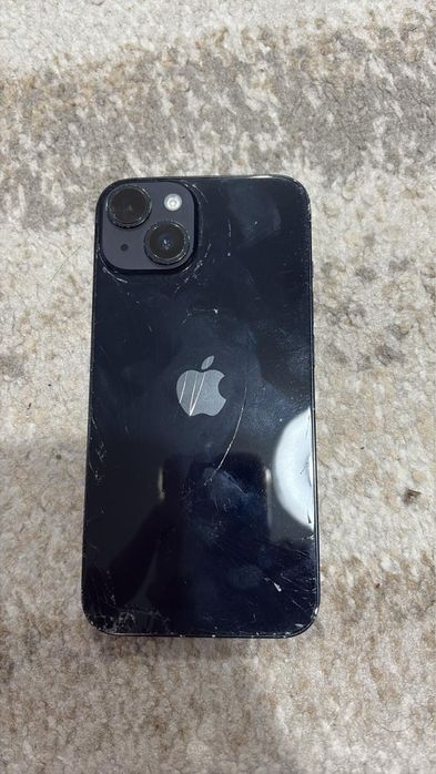 Vand iphone 14 normal