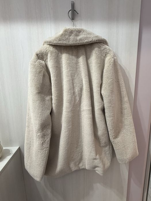 Палто Mango, яке с естествен пух, яке тип teddy