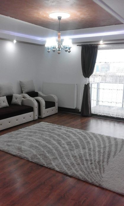 Apartament de închiriat