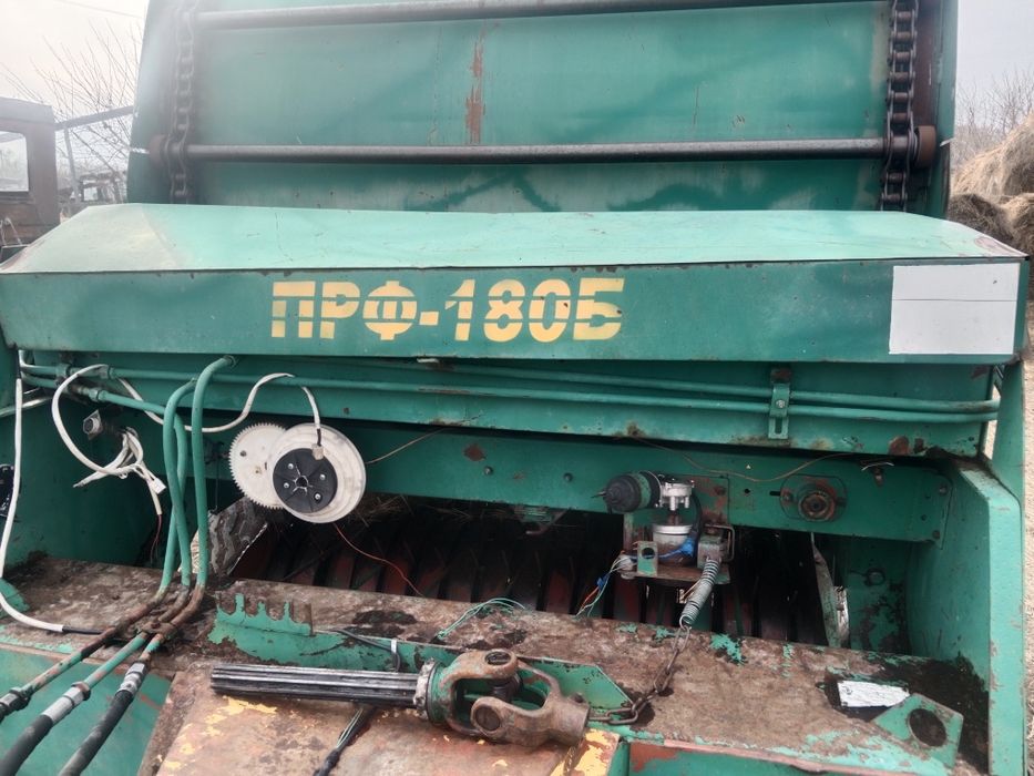 Продам пресс-подборщик рулонный ПРФ-180