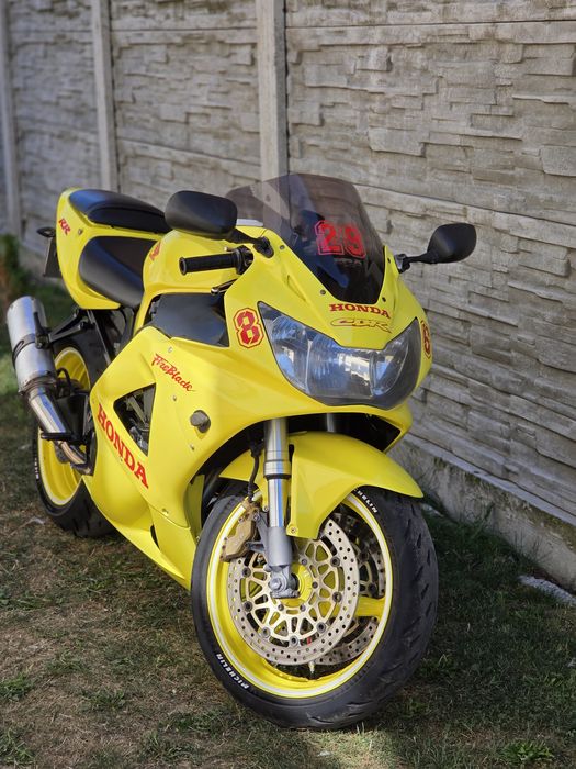 Vand honda cbr 929 an 2001
