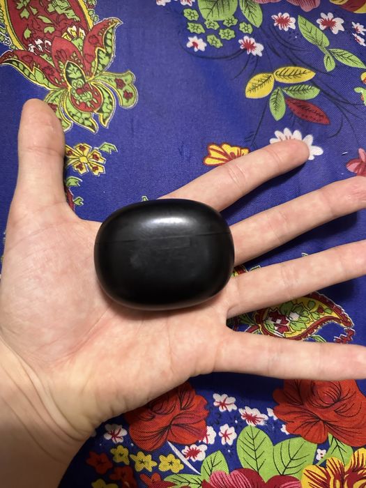 Продается realme Buds Q