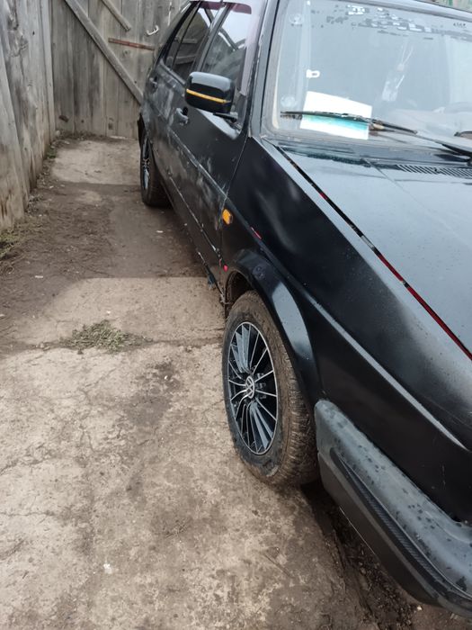 Продам фольцваген гольф 2