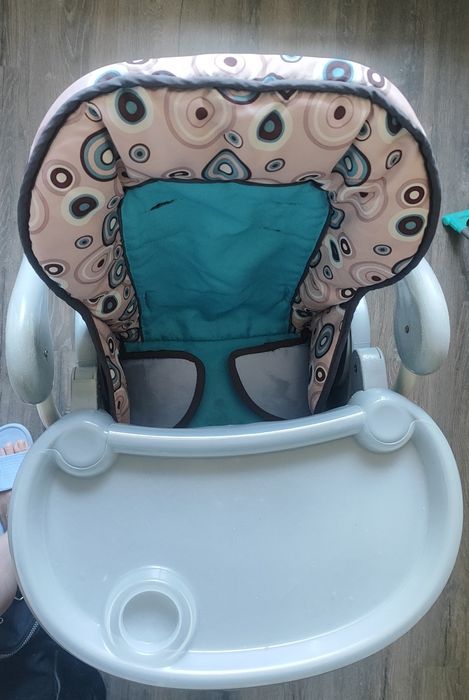 Продам стульчик для кормления