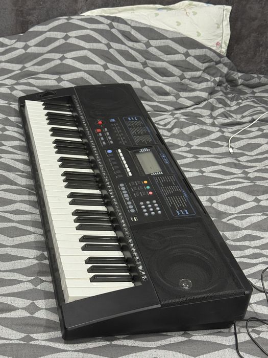 Синтезатор Youngmei YM-928