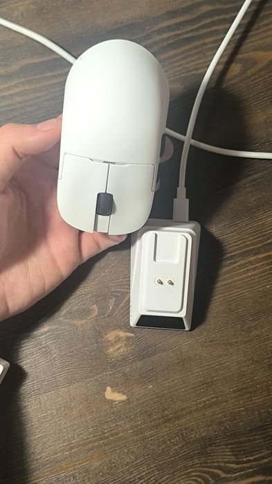 Клава и мышь белые