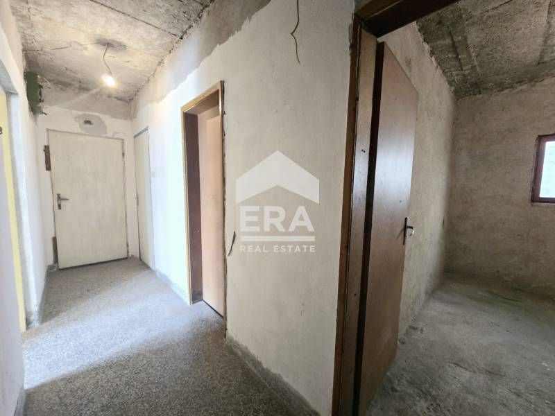 Продава се Многостаен апартамент в Велико Търново, Акация - 146 кв.м за 925 €/кв.м - Снимка #11