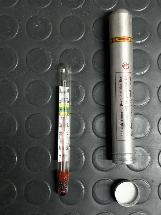 Компресор за въздух, нагревател, термометър за аквариум