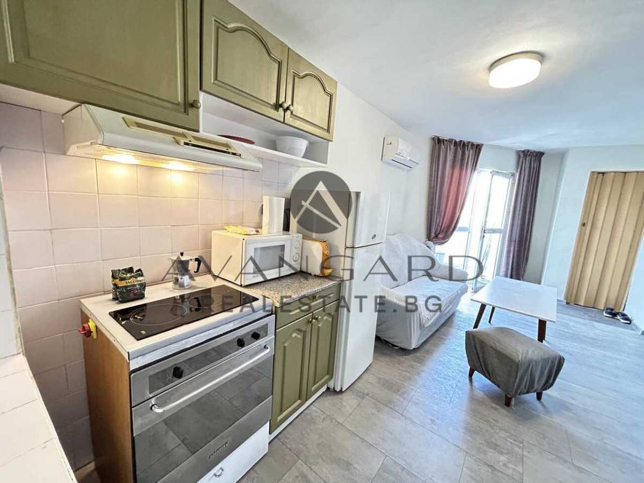 Продава се Двустаен апартамент в Пловдив, Кършияка - 65 кв.м за 1962 €/кв.м - Снимка #1