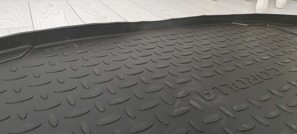 Tavita portbagaj Toyota Corolla Sedan E210 OEM