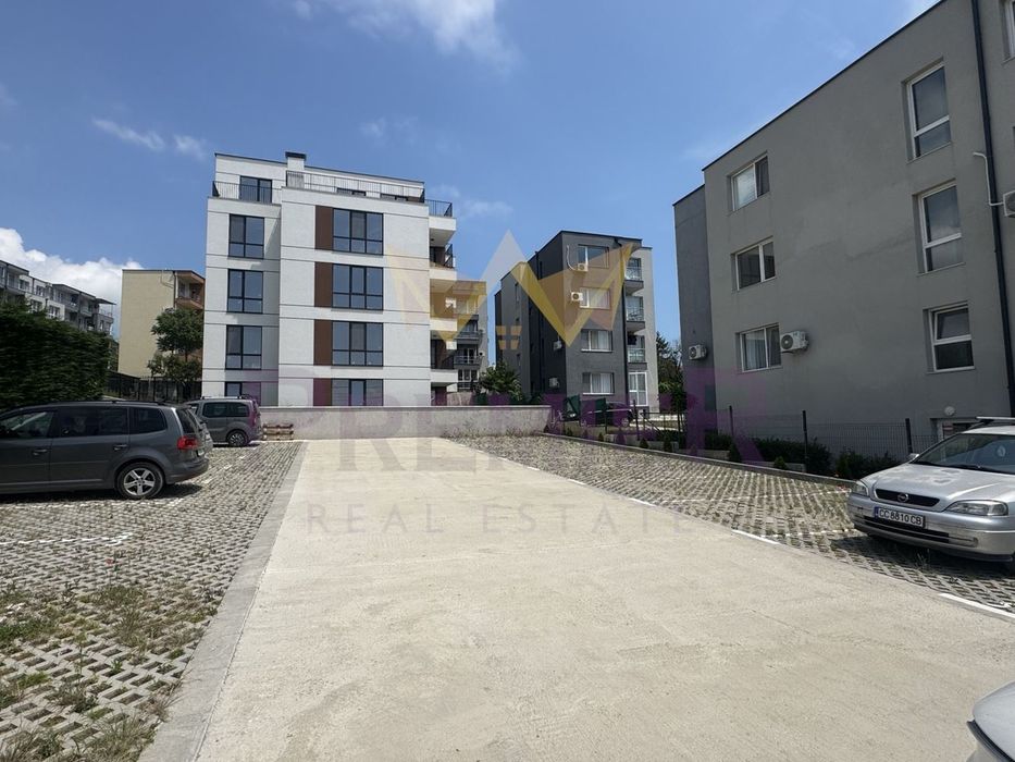 Гараж в Варна-м-т Пчелина площ 12 цена 13500