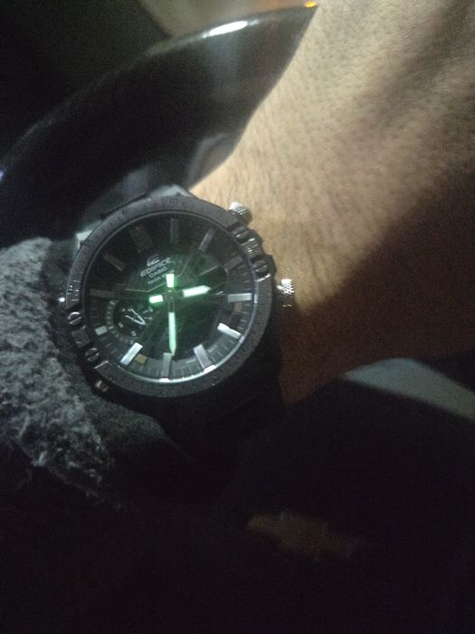 Продам Casio Edifice ecb 200tp