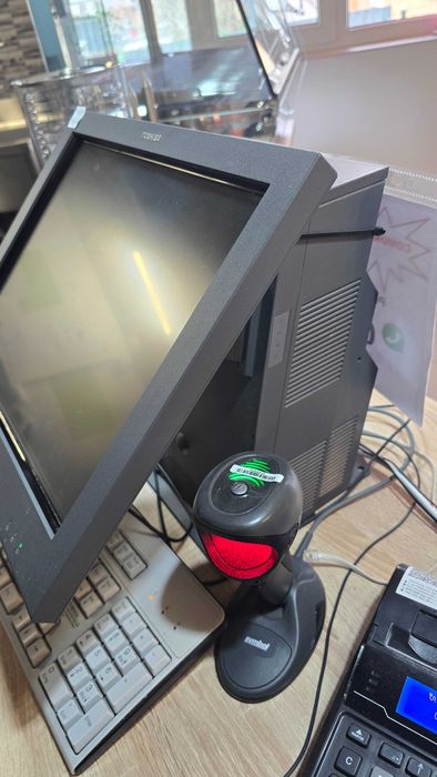 sistem POS All in One , monitor Touchscreen 15"