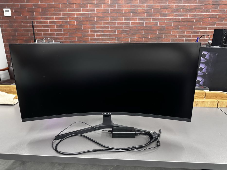 Монитор Ziffler 34