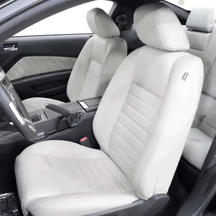 Премиум калъфи за седалки за Ford Mustang 2005–2014, еко кожа, пълен комплект, бял цвят