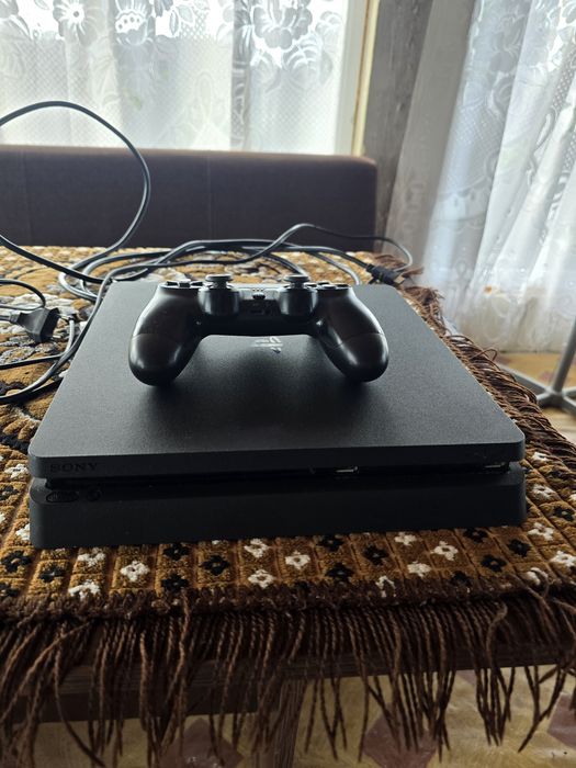 Ps4 plus jocuri 500gb