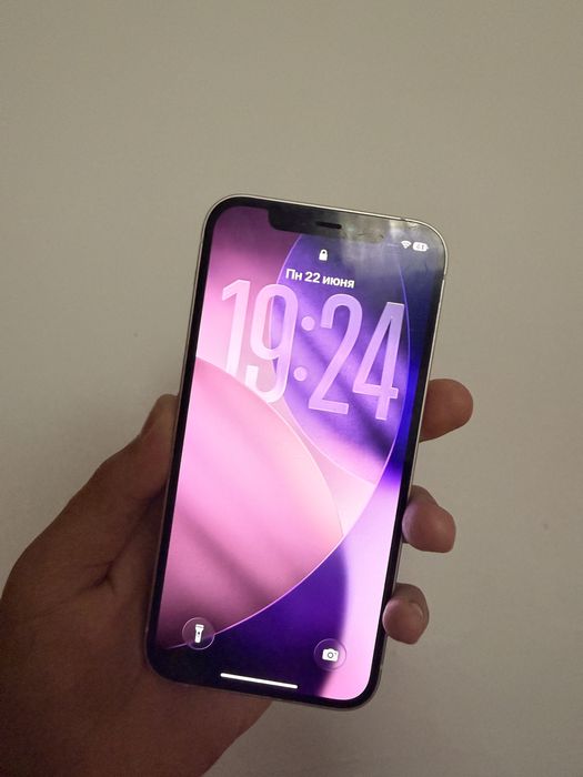 Продается Iphone 12