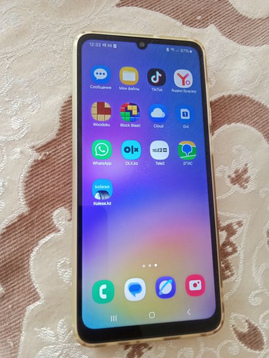 Продам телефон смартфон Samsung a05