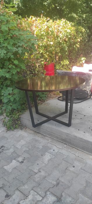 Продам столы очень дёшево
