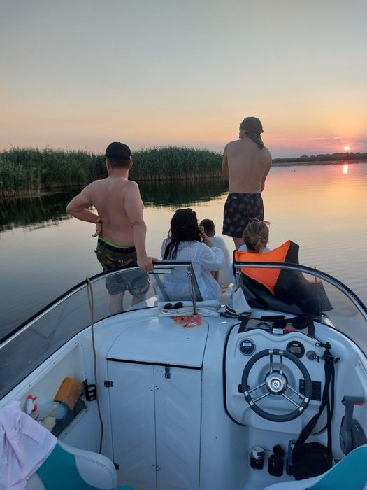 Corsar 550 cabinata si peridoc