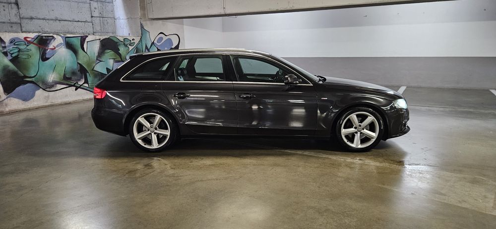 Vand AUDI A4 2.0 diesel, an 2011, S-Line fabrica, LED, Acte Zi