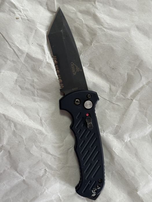 Gerber Auto 06 Button Lock G0377
