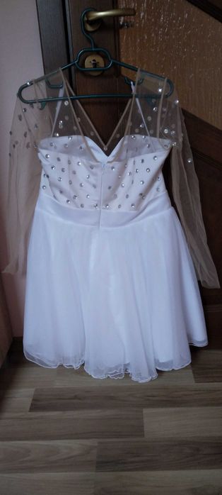 Rochie alba si bolerou