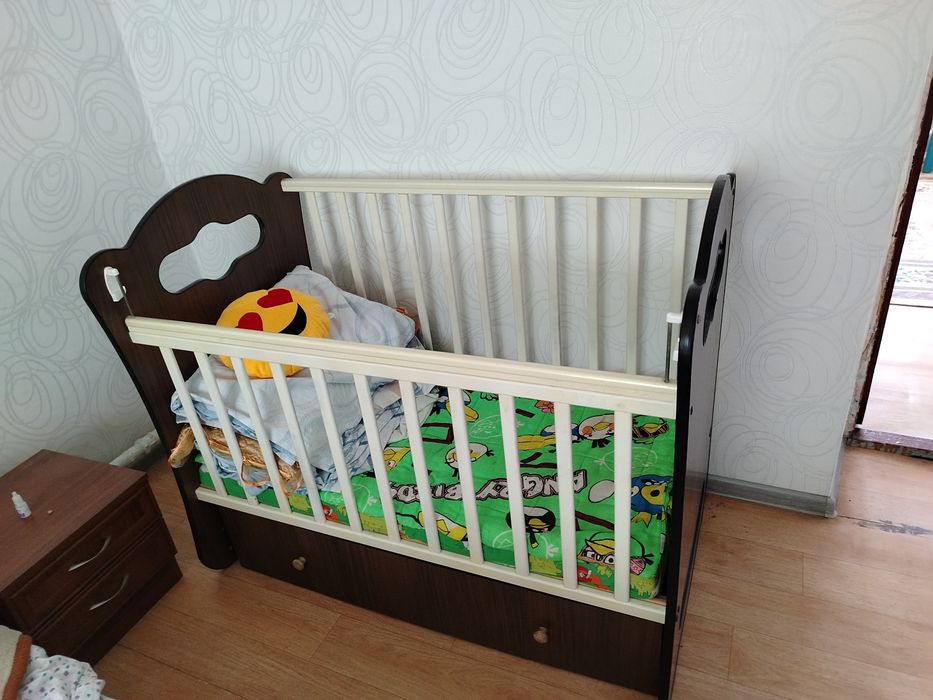 Продам детский кроват