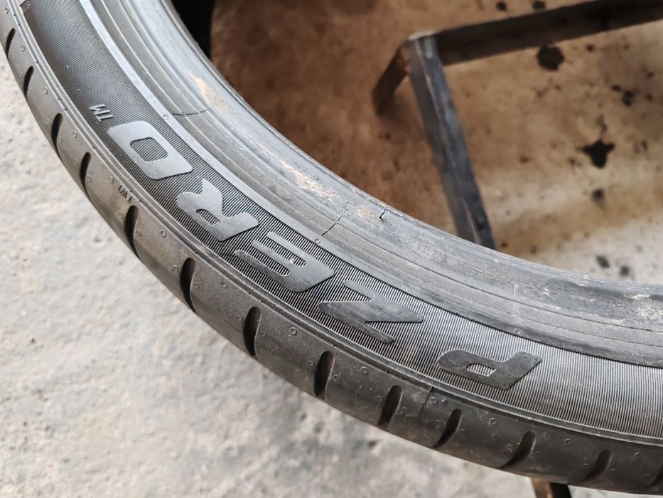 2 anvelope 265 35 22