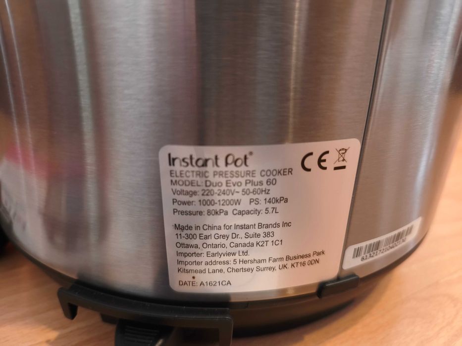 Instant Pot Duo Evo Plus 5.7L multicooker 10-in-1 - perfect 450 lei