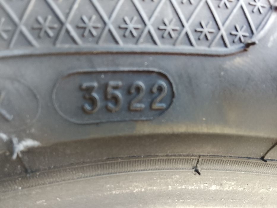 225 50 17 . Michelin. An 2022