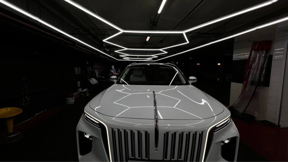 Hongqi e-hs9 sotiladi
