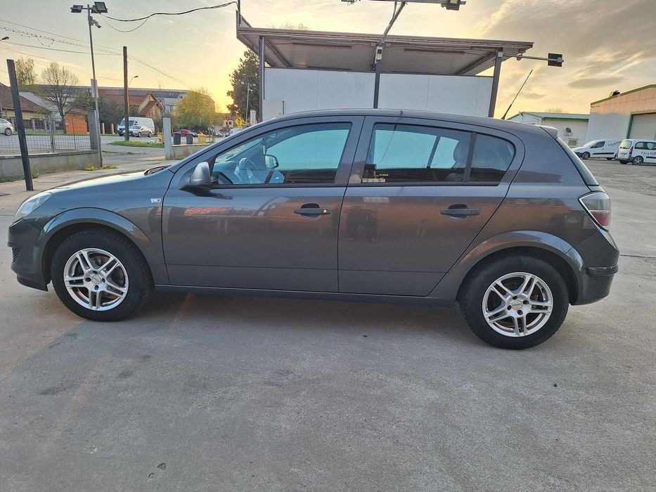 vand opel astra h 1.4 benzina, an 2009, proprietar
