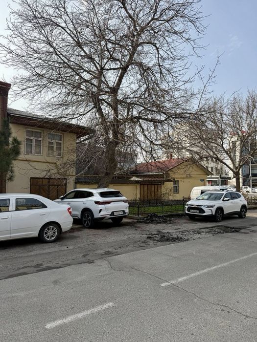 Казы Махалля 1 линия Угловой участок под постройку