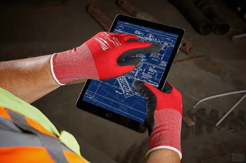 Перчатки от Milwaukee