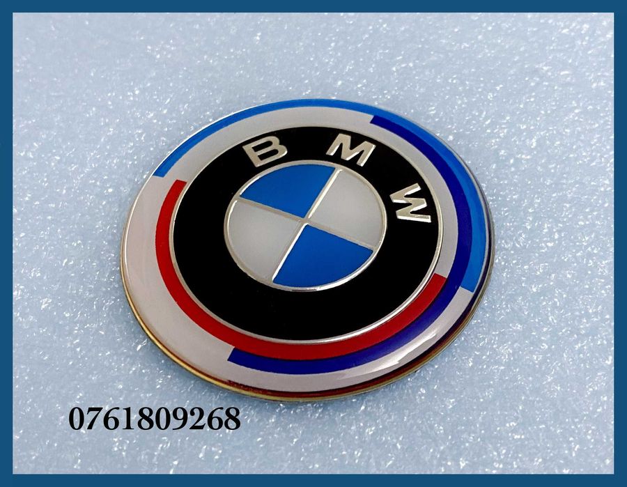 Emblema volan / logo autoadeziv BMW 45mm - seria 1 / 3 / 5 / 7 / X1 / X3 / X5 / X6 - model aniversar