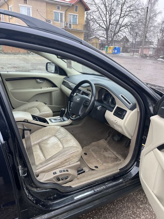 Volvo xc70 2.4 d5 185 awd