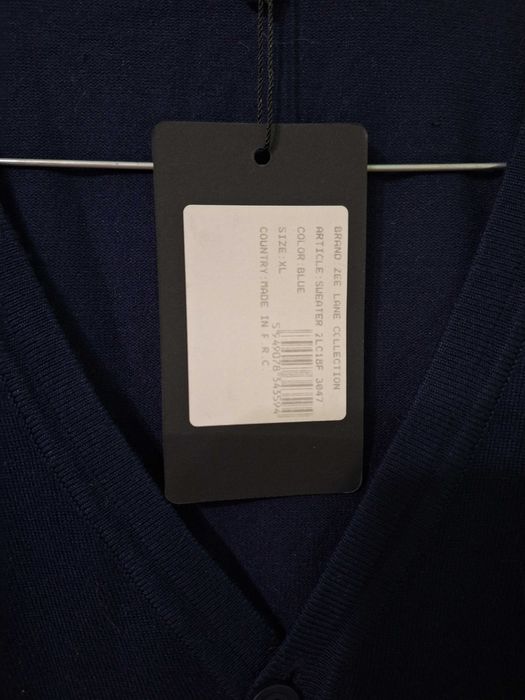 Vând cardigan bleumarin, bărbătesc
