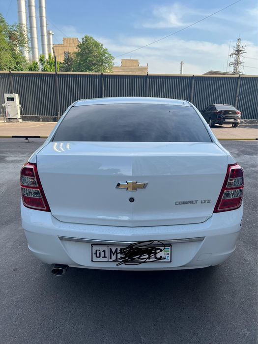 Chevrolet Cobalt 2025 — 5