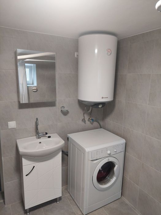 Дава се под наем Двустаен апартамент в Варна, Базар Левски - 40 кв.м за 331.5 € - Снимка #6