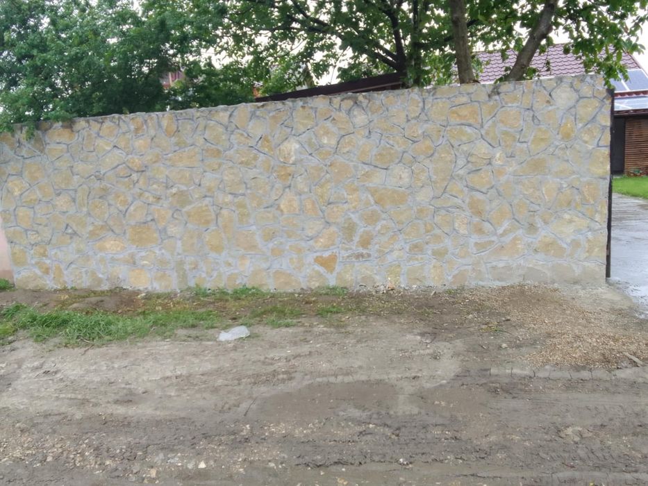 Lucrari piatra plachez si pavez interiorare si exterioare de agata