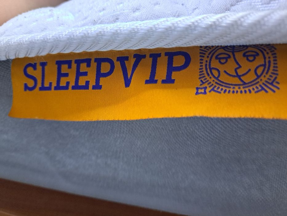 Срочно продам матрас 2х спалка SLEEPVIP Memory In