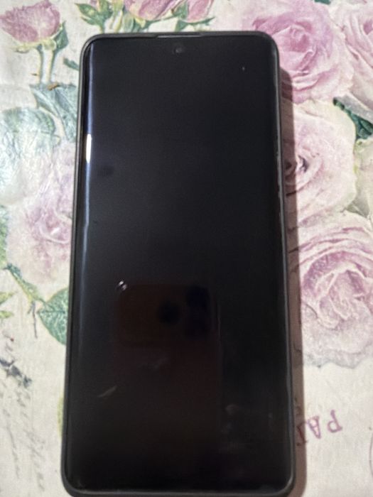 Продам смартфон Xiaomi Redmi Note 13 Pro