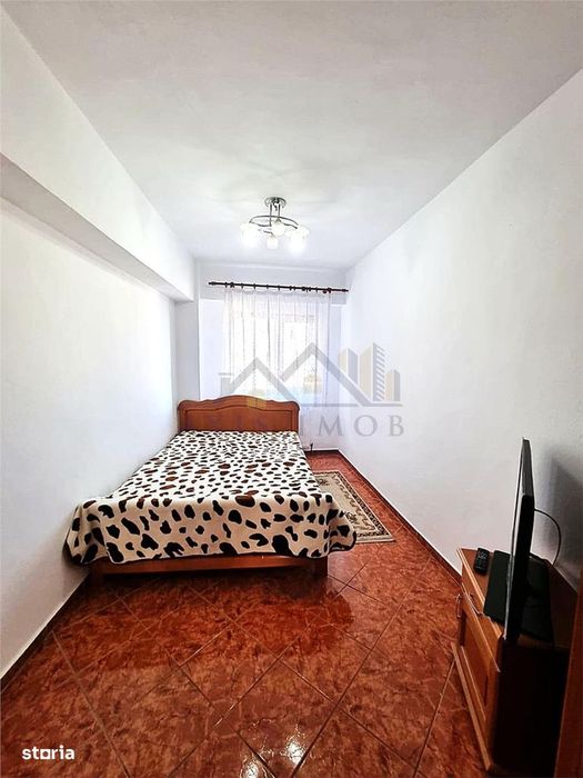 Exclusivitate! Apartament 4 camere confort 1 decomandat Ultracentral — fotografia 3