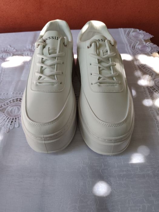 Adidași / Pantofi sport damă albi cu platformă – NOI, mărimea 41