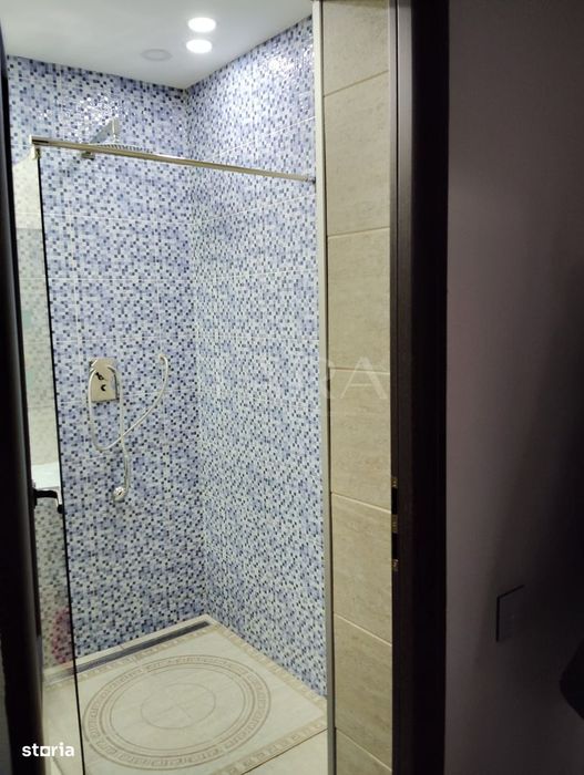 Apartament 4 Camere, pe doua niveluri,  Central Apahida.