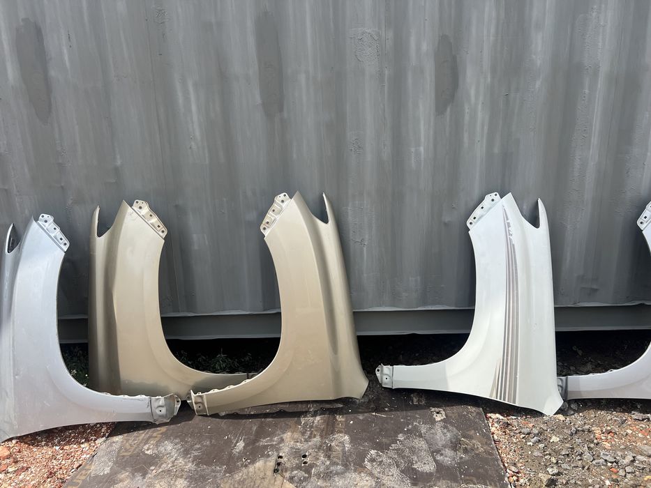 Крыло левое правое на Прадо 150 оригинал